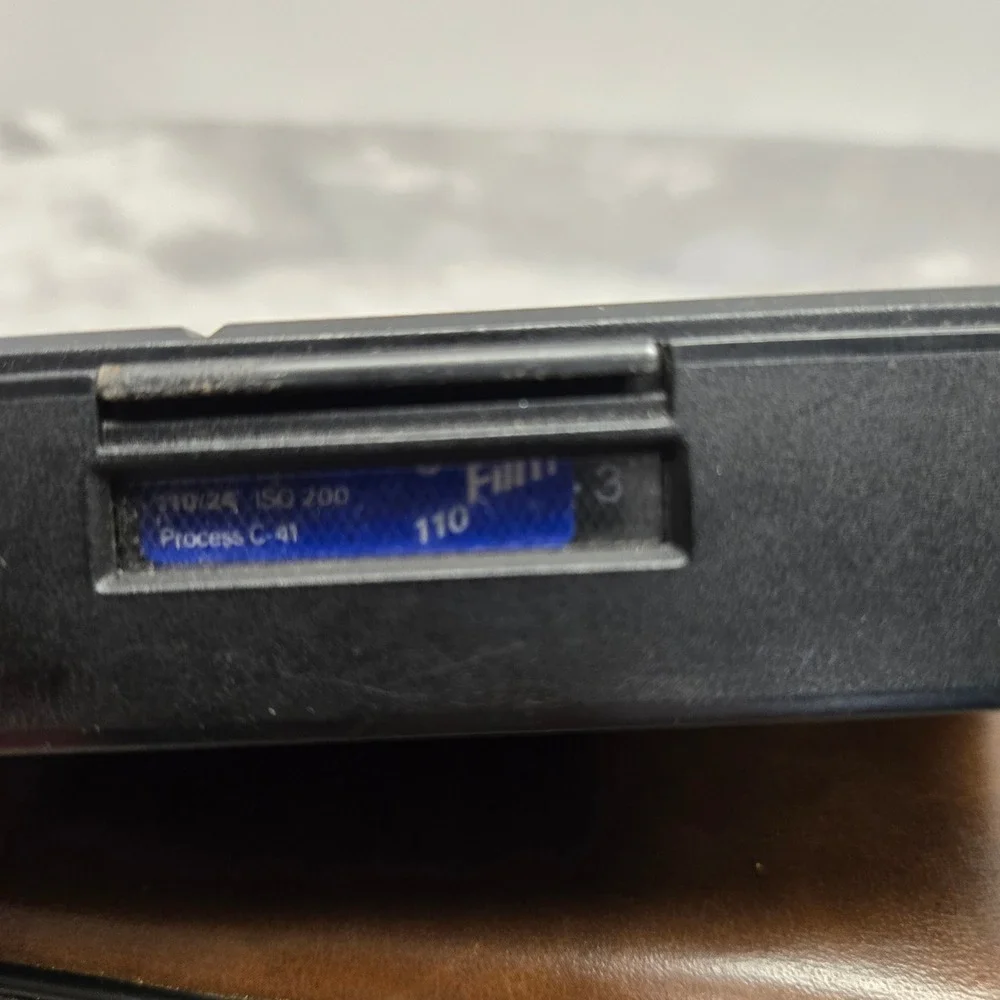 Vivitar 600 Pocket Camera 110 Film Vintage Point and Shoot with Flash Parts Only